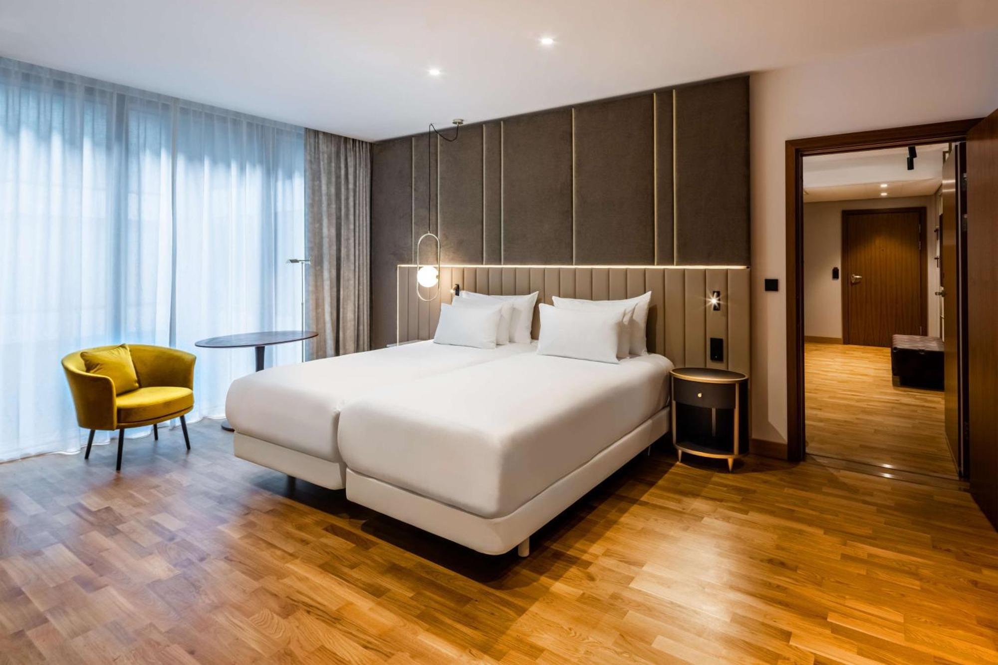 Nh Collection Hotel 5*